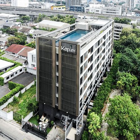 Kepler Residence Bangkok Bagian luar foto