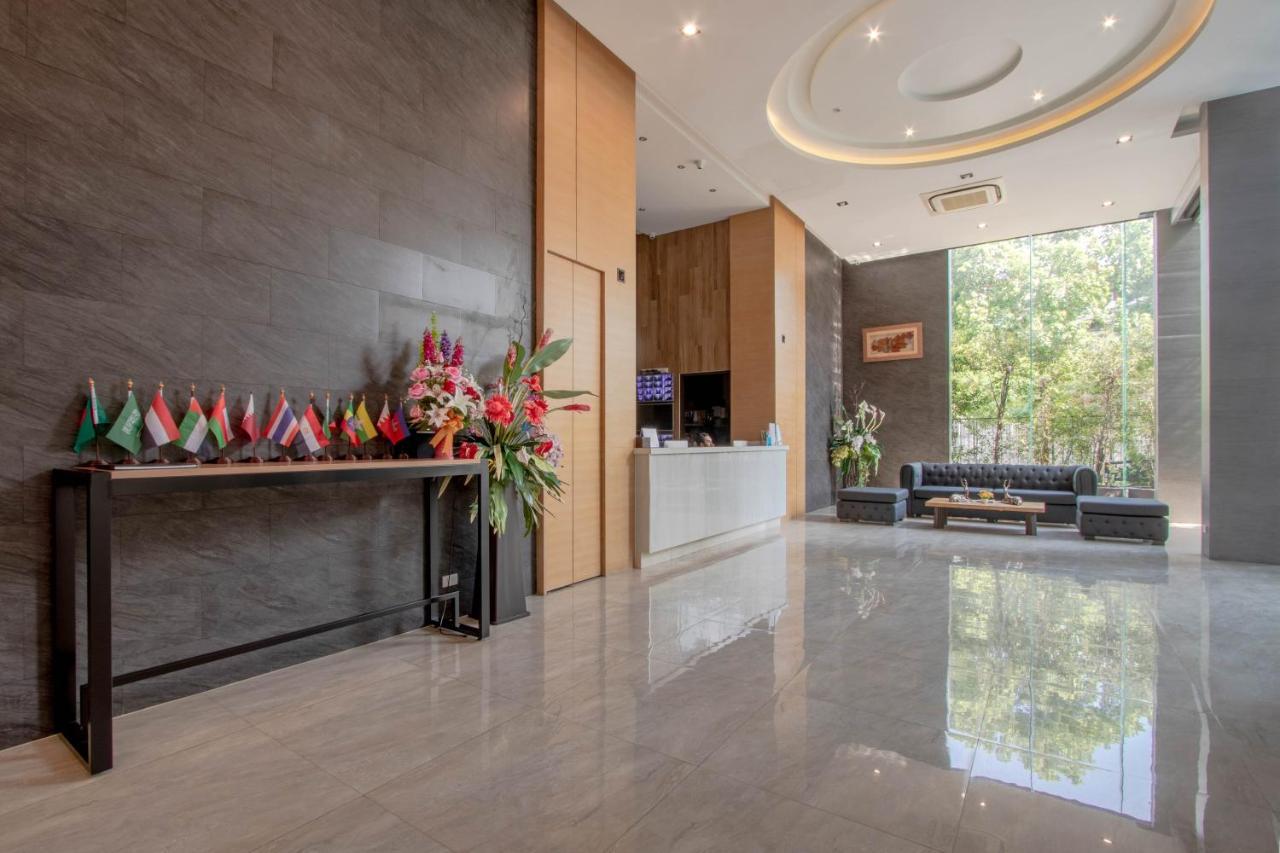 Kepler Residence Bangkok Bagian luar foto