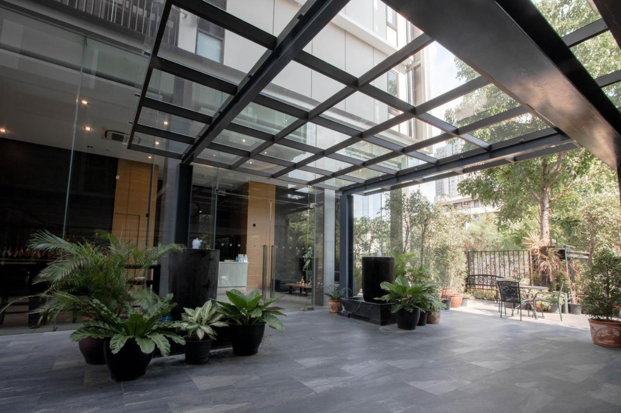 Kepler Residence Bangkok Bagian luar foto
