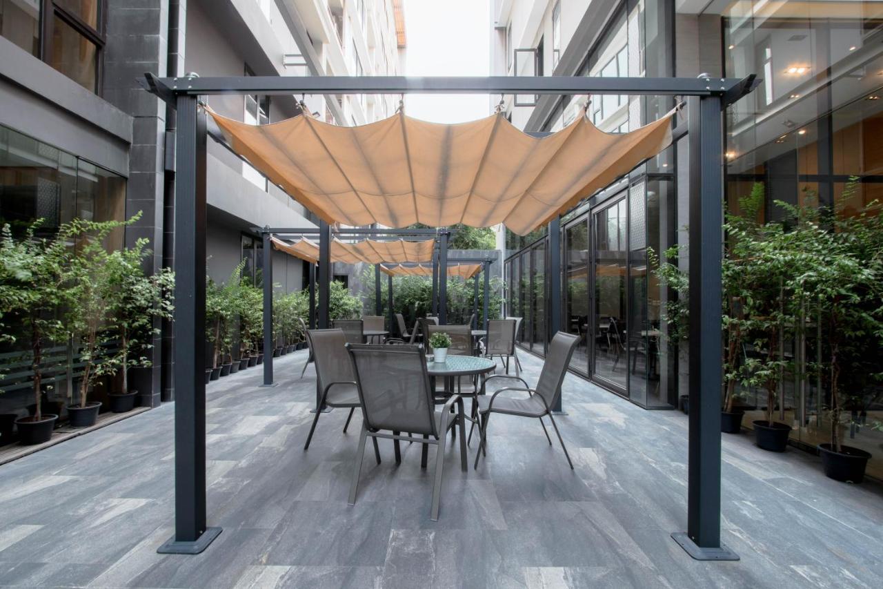 Kepler Residence Bangkok Bagian luar foto