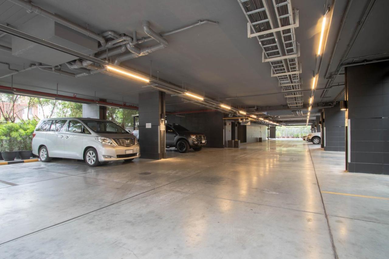 Kepler Residence Bangkok Bagian luar foto