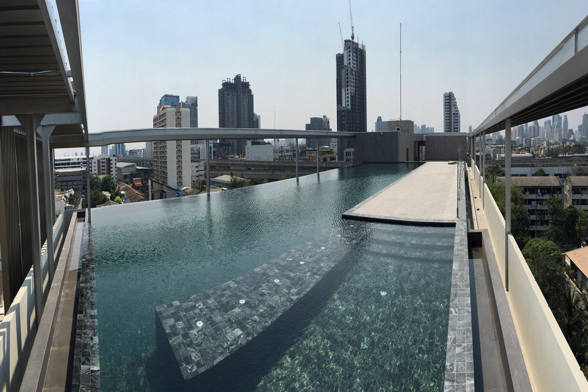 Kepler Residence Bangkok Bagian luar foto